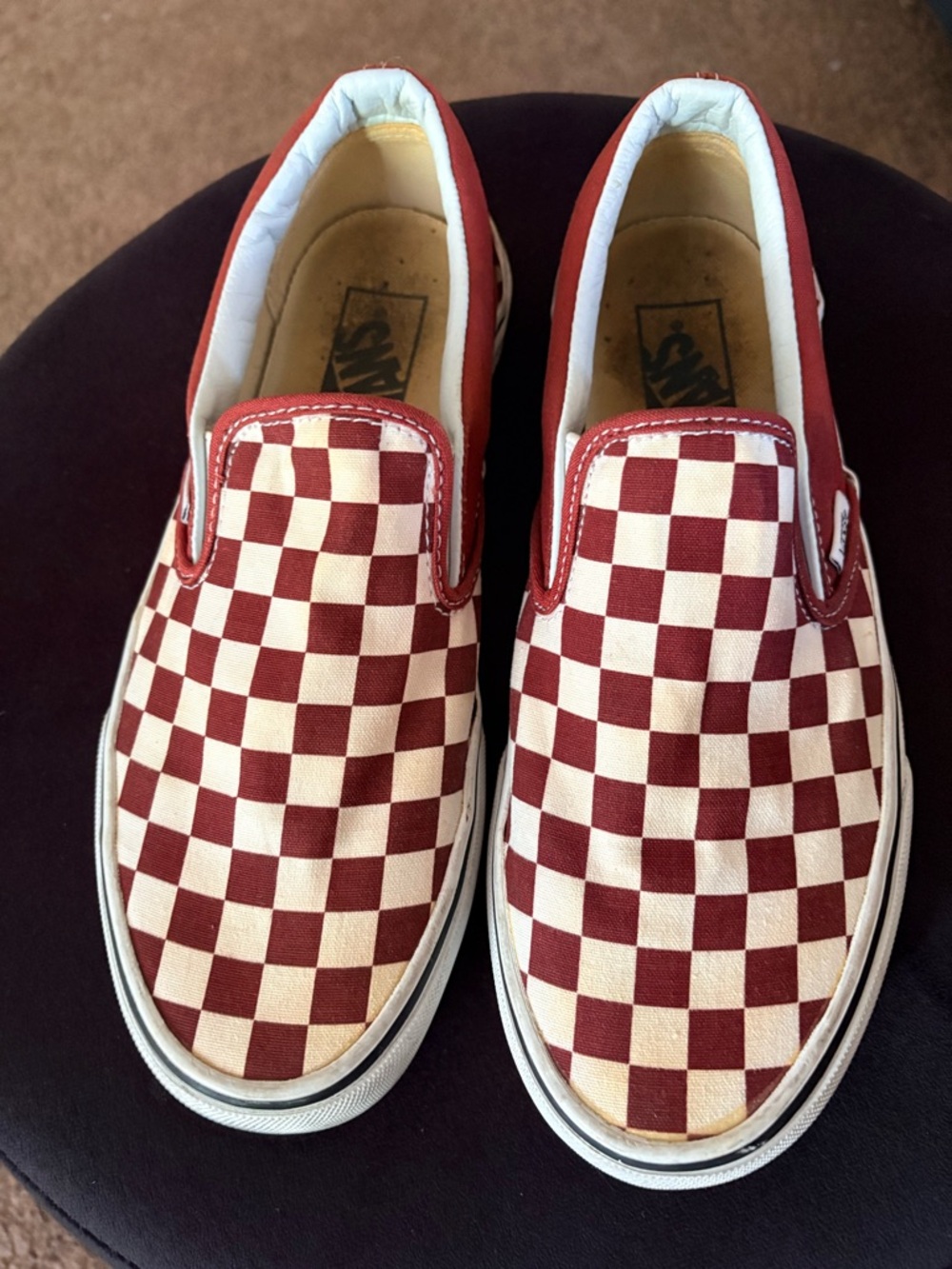 Vans woman size 8 Slip-On Checkerboard Sneakers - Burgundy/White